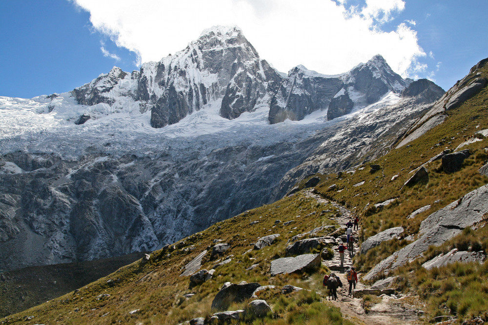 Trekking in der Bergkette Cordillera Blanca in Peru