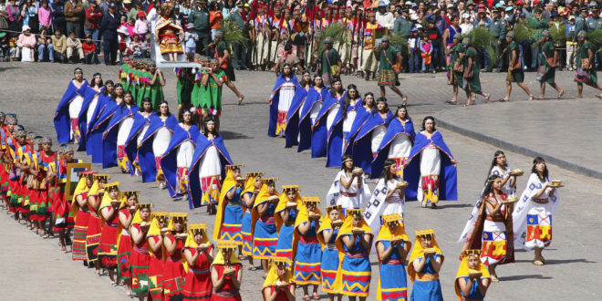 Sonnenfest Inti Raymi auf Cuscos Hauptplatz in Peru