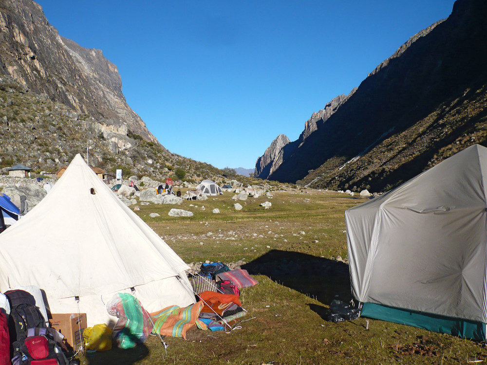 Santa Cruz Trek Camp Llamacorral in Peru